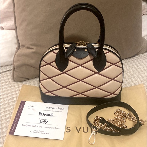 Louis Vuitton Handbags - 🎉Rare Find🎉 Louis Vuitton Lambskin Alma BB   ($3390 on Vestiaire)